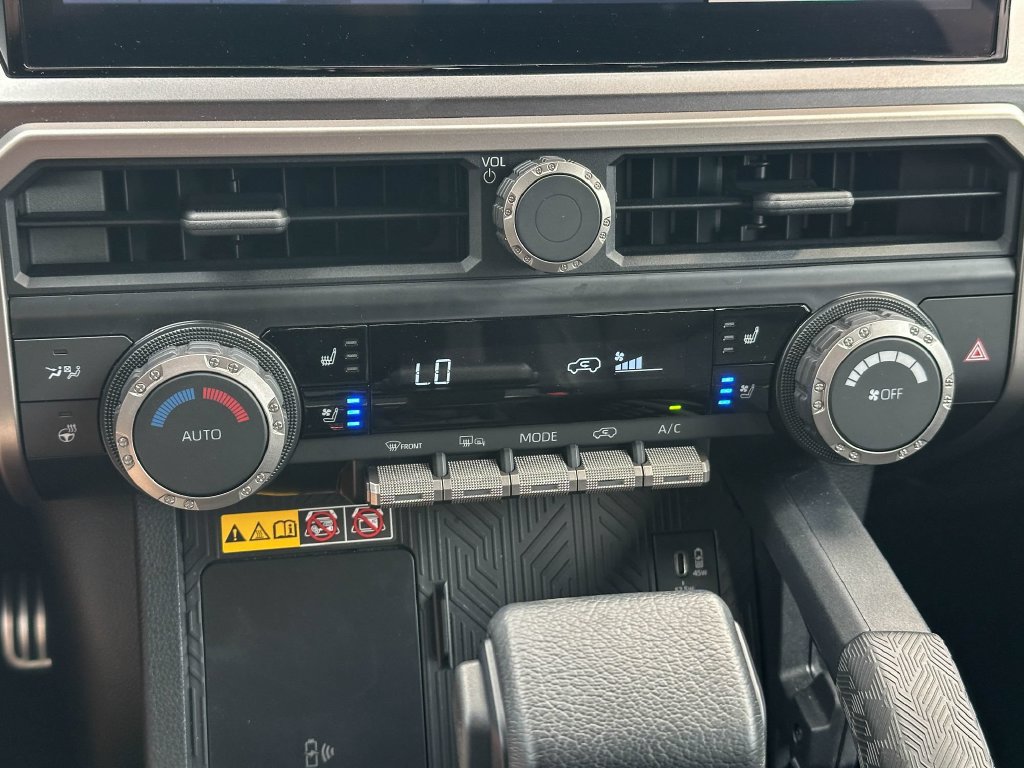Certified 2025 Toyota 4Runner TRD Sport Premium w/ Tow Technology Package AWD/4WD image 35