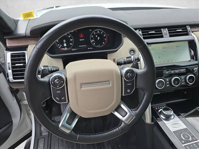 Used 2018 Land Rover Discovery HSE AWD/4WD image 19