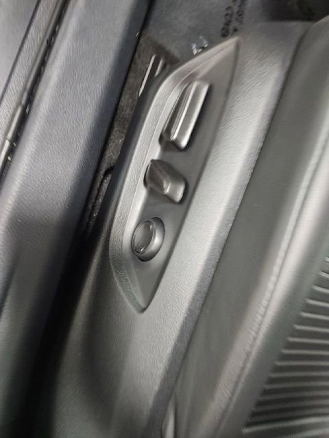 Used 2023 Toyota Camry SE FWD image 20