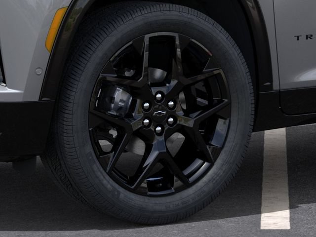 New 2026 Chevrolet Traverse RS w/ LPO, Floor Liner Package AWD/4WD image 9