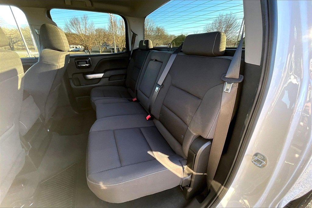 Used 2018 Chevrolet Silverado 1500 LT w/ All Star Edition image 22
