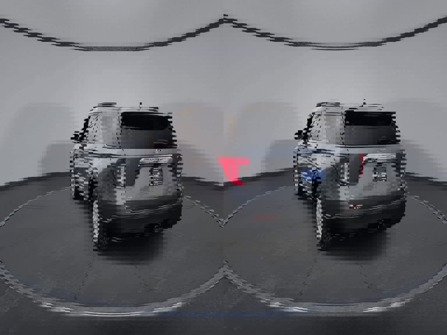 Used 2022 Ford Explorer XLT w/ Class IV Trailer Tow Package image 7