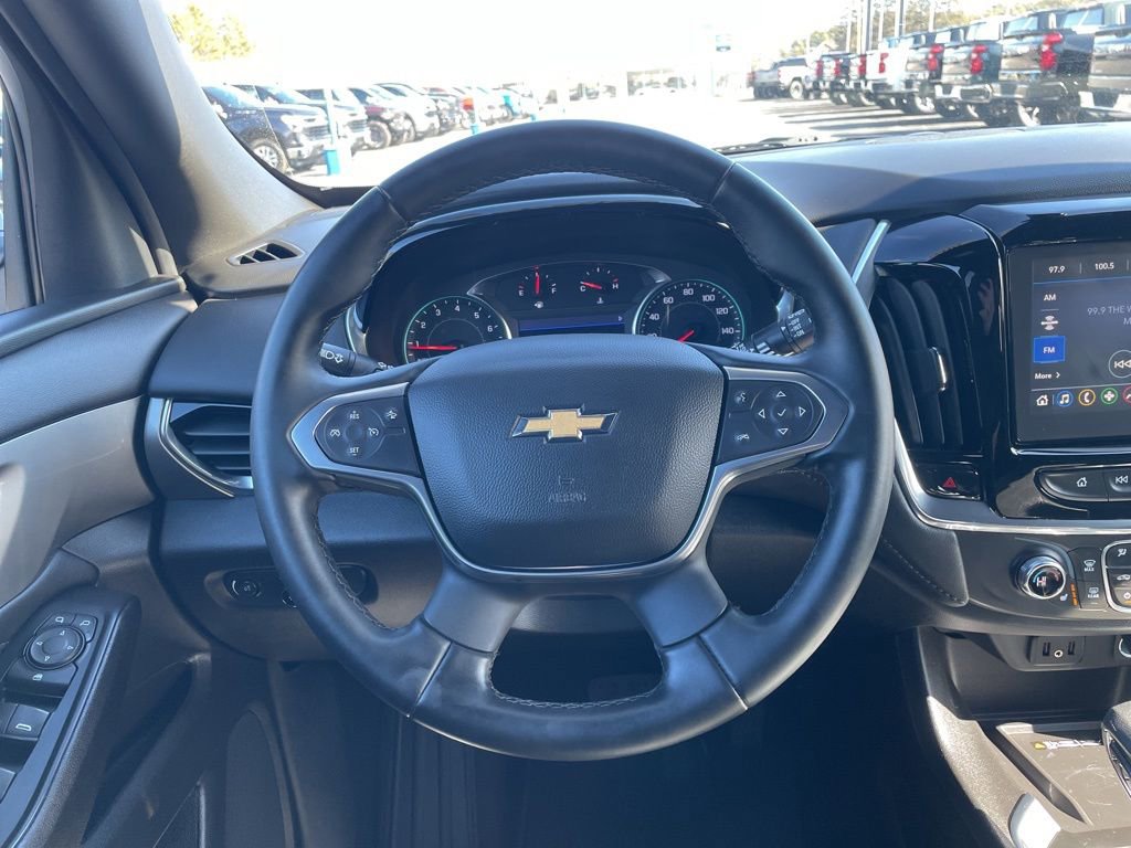 Used 2023 Chevrolet Traverse LT AWD/4WD image 13
