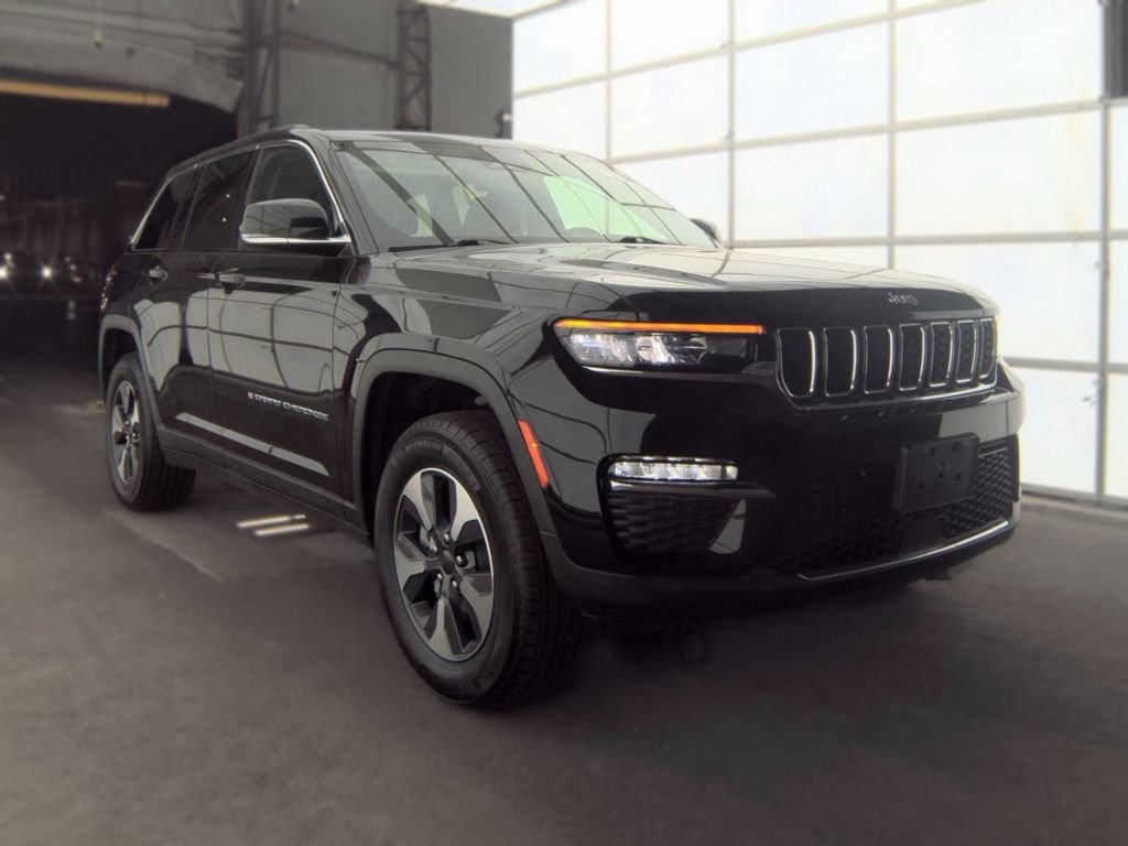 Used 2022 Jeep Grand Cherokee Limited 4xe AWD/4WD image 7