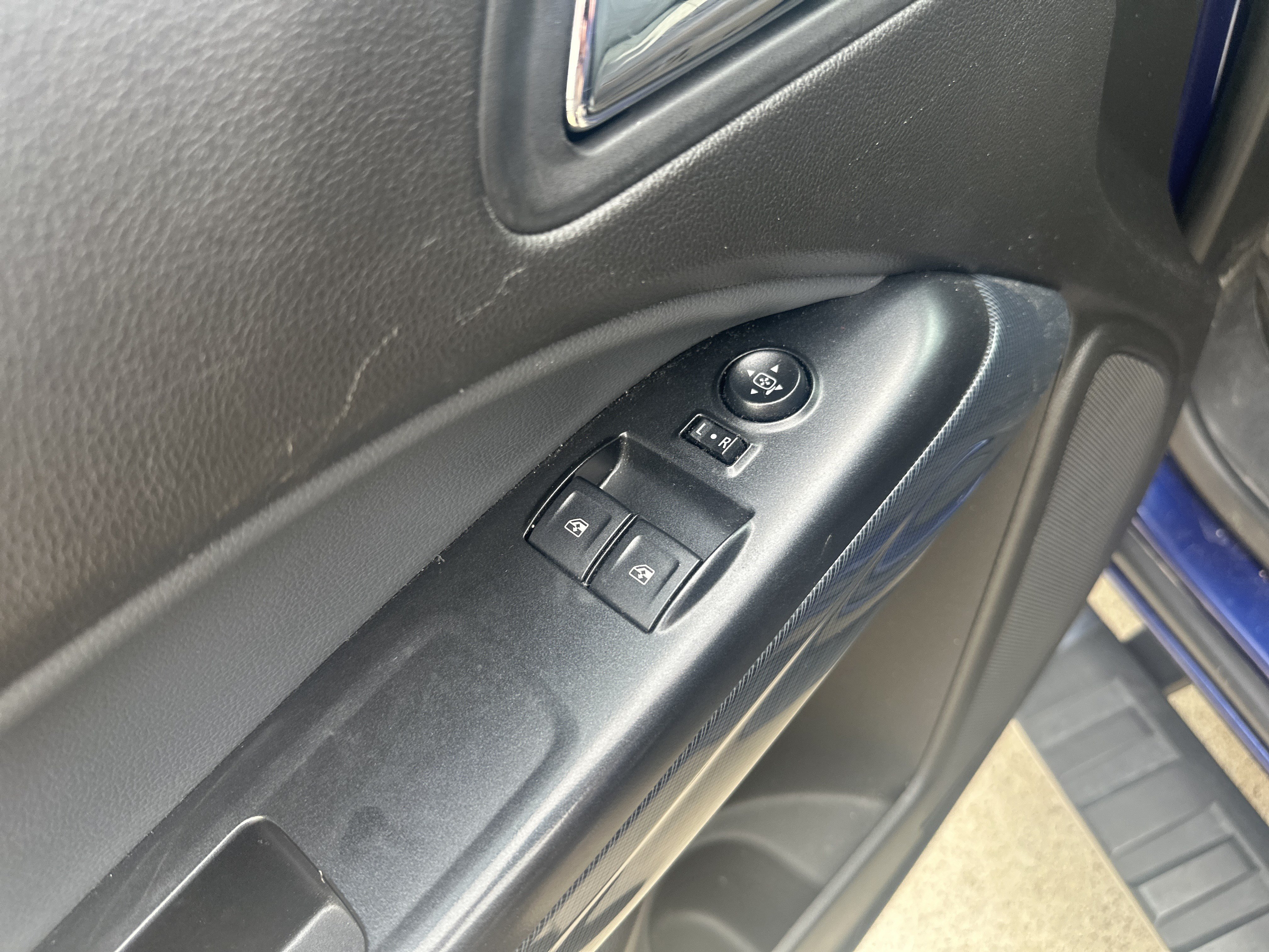 Used 2016 Chevrolet Colorado Z71 AWD/4WD image 14