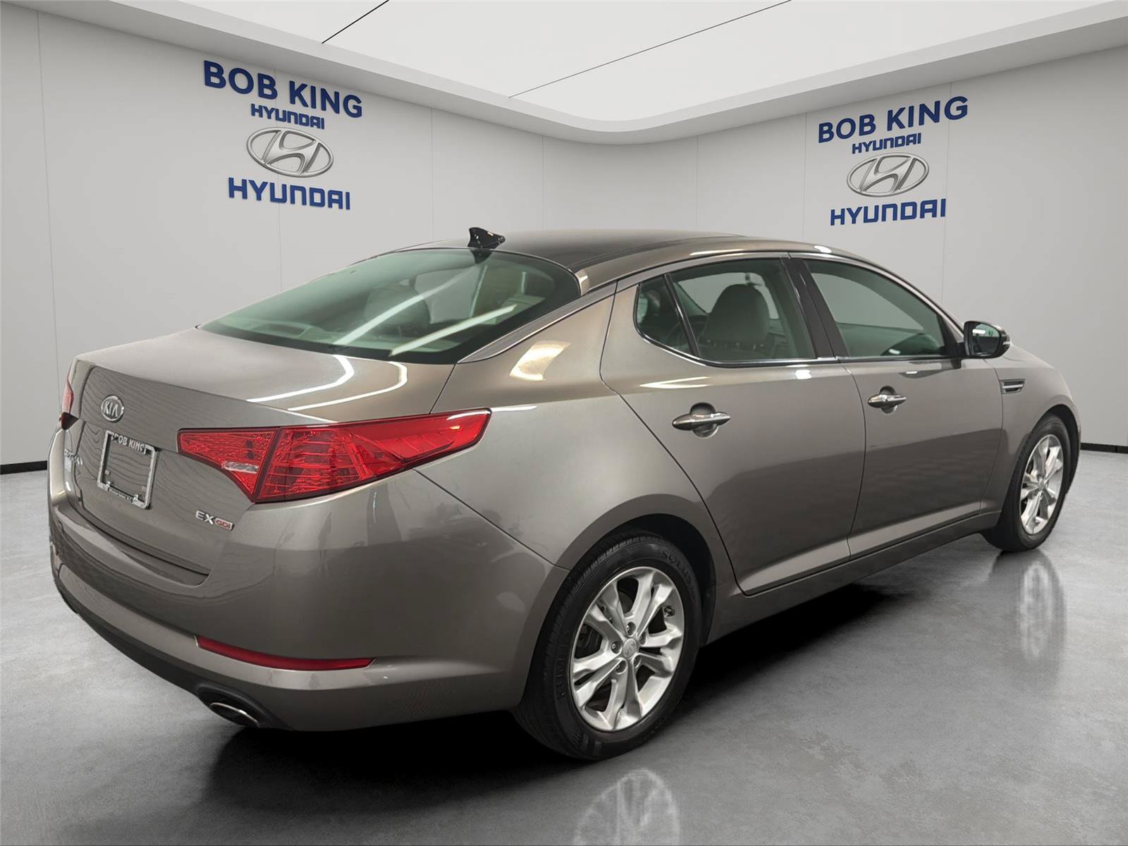 Used 2012 Kia Optima EX w/ Premium Pkg FWD image 5