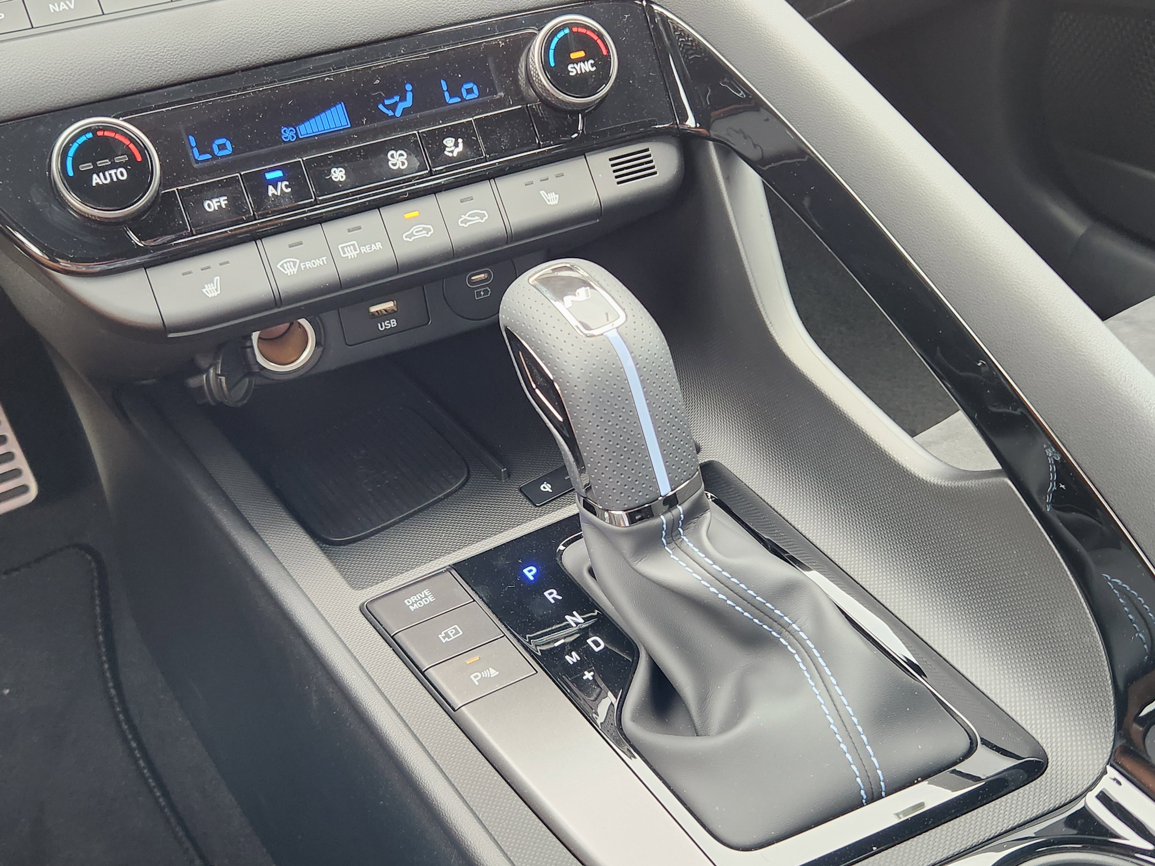 New 2025 Hyundai Elantra N FWD image 24