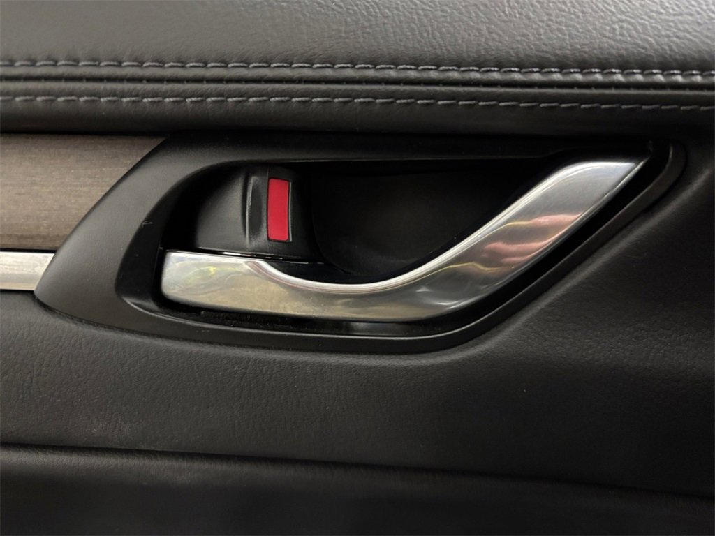 Used 2019 MAZDA CX-5 Signature image 12