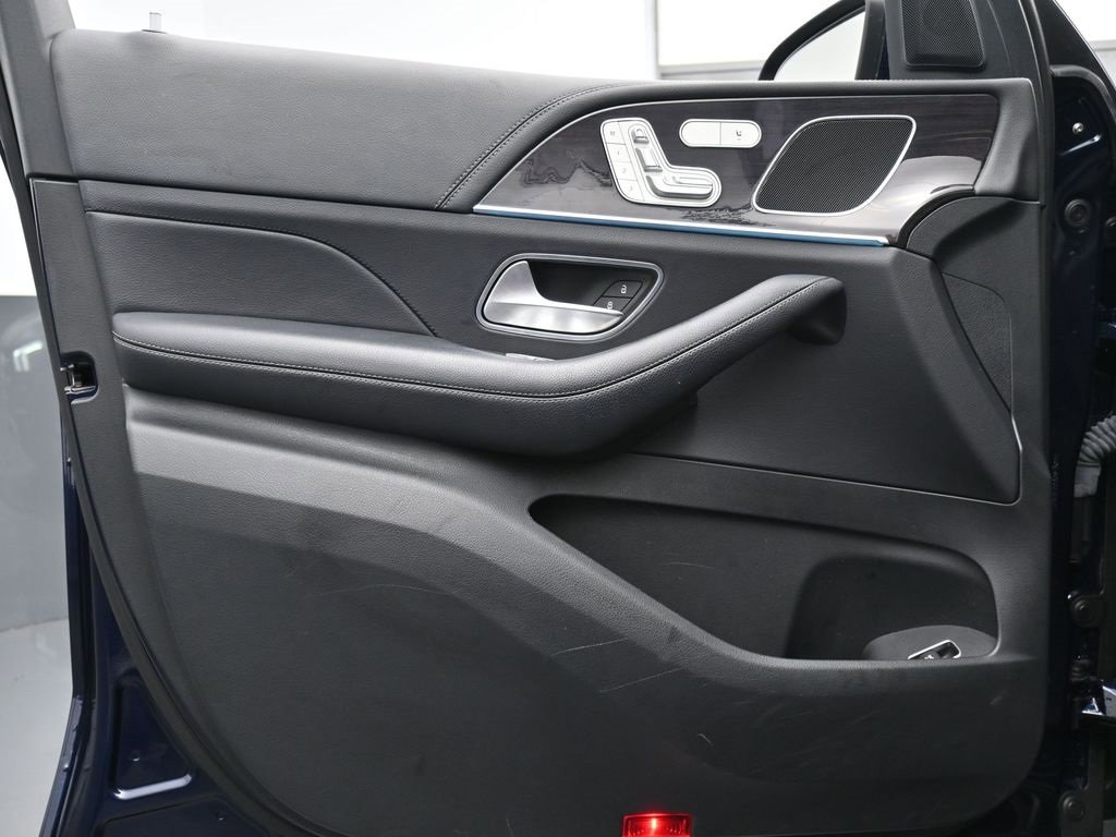 Used 2021 Mercedes-Benz GLE 450 4MATIC image 9