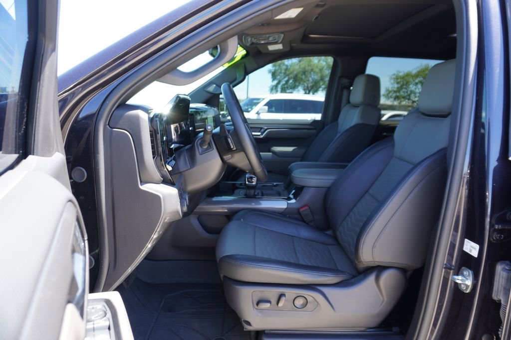 Used 2024 Chevrolet Silverado 1500 ZR2 AWD/4WD image 5