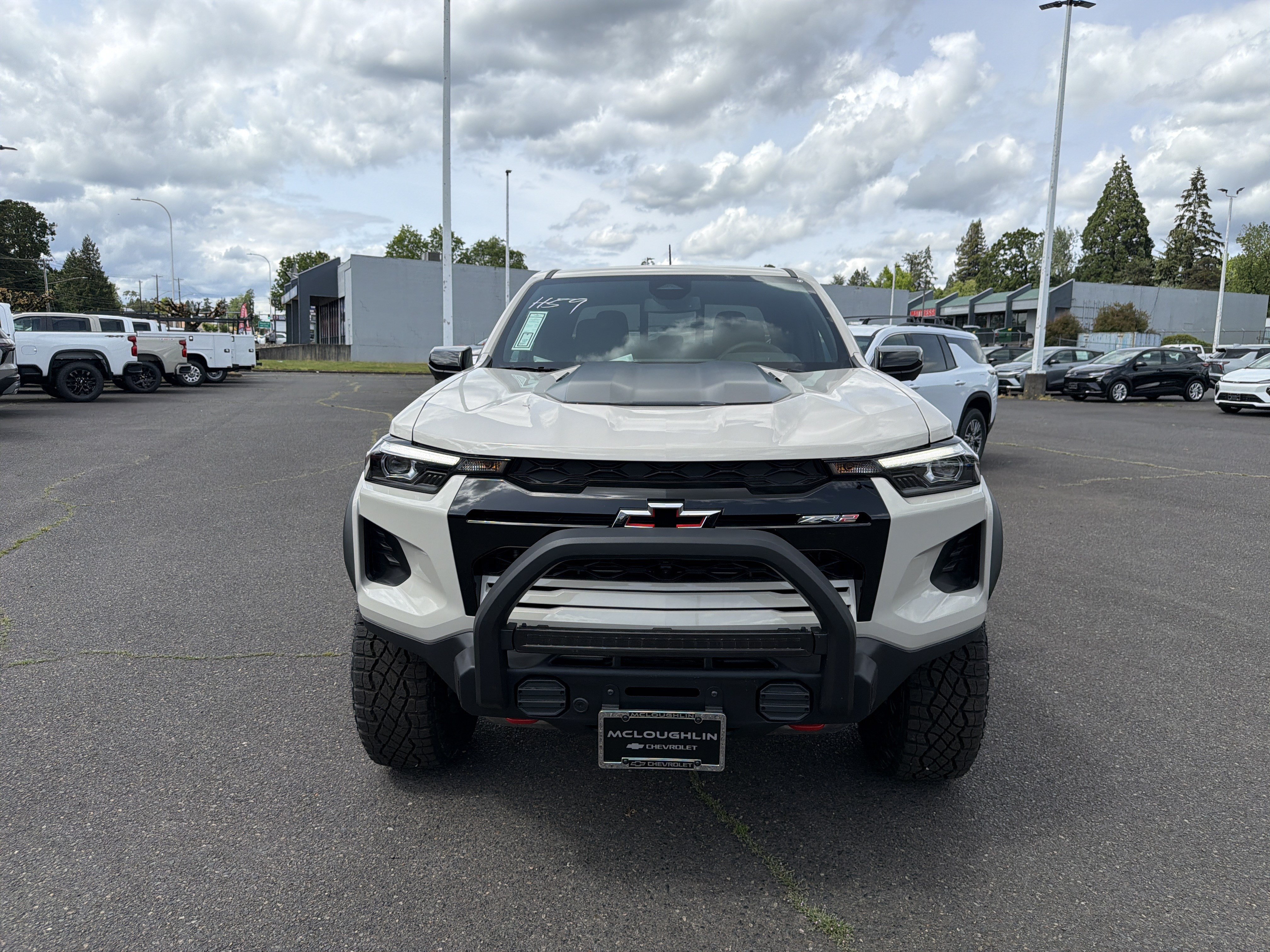 New 2026 Chevrolet Colorado ZR2 w/ Off-Road Front Bumper Package AWD/4WD image 8