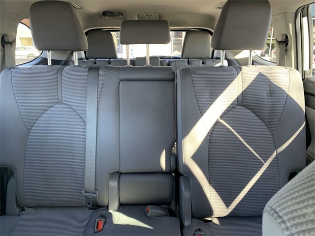 Certified 2023 Toyota Highlander L image 30