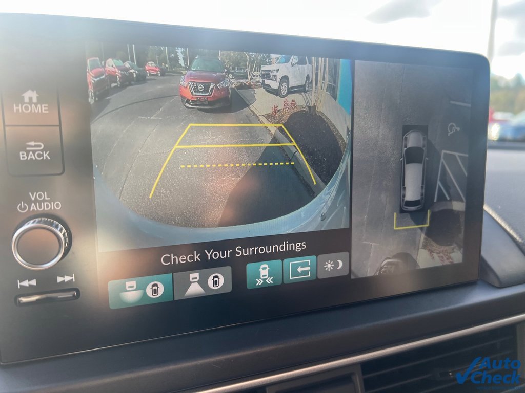 Used 2025 Honda Pilot Elite image 15