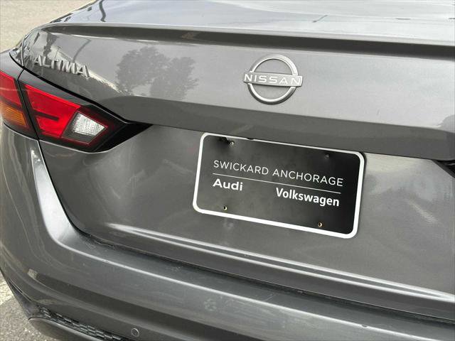 Used 2024 Nissan Altima 2.5 SV image 13