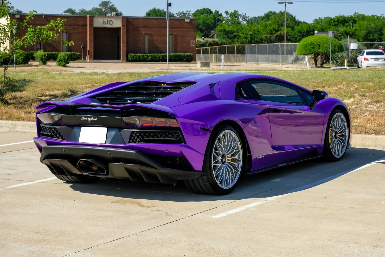 Used 2018 Lamborghini Aventador S AWD/4WD image 10