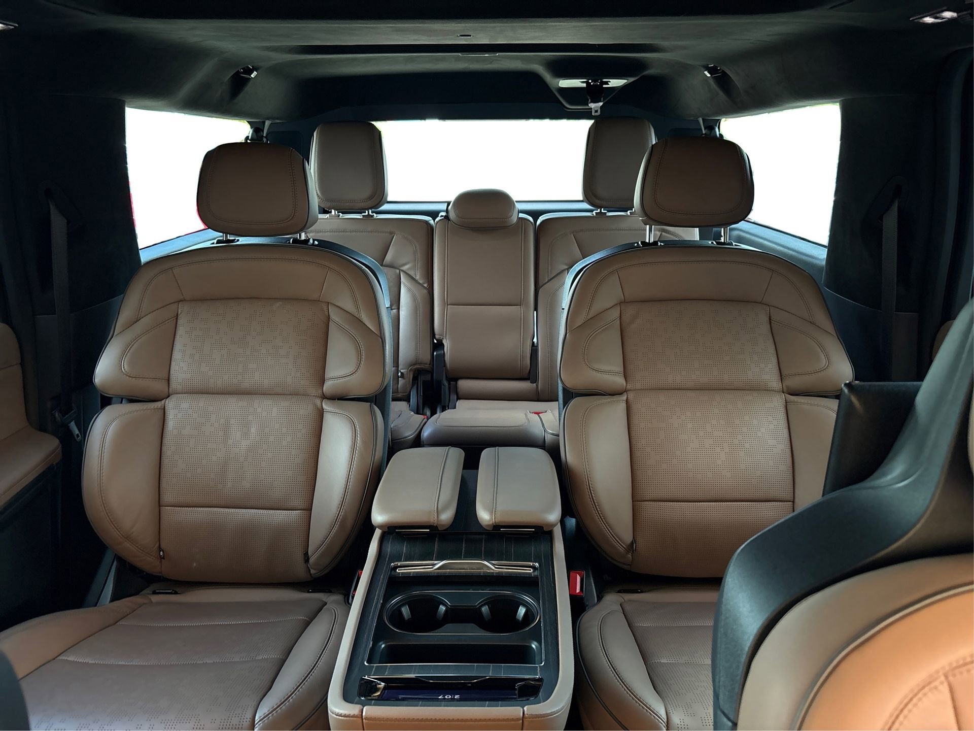 Used 2025 Lincoln Navigator L Black Label image 17