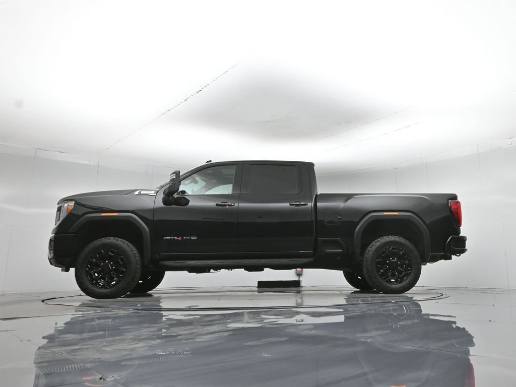 Used 2020 GMC Sierra 2500 AT4 w/ AT4 Preferred Package image 8