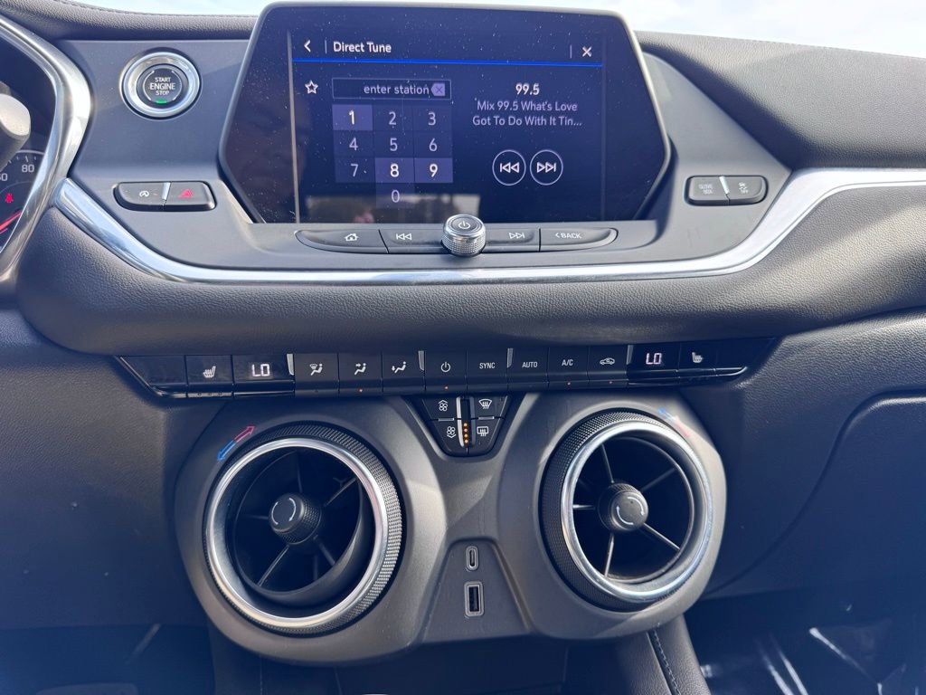 Used 2022 Chevrolet Blazer LT image 30