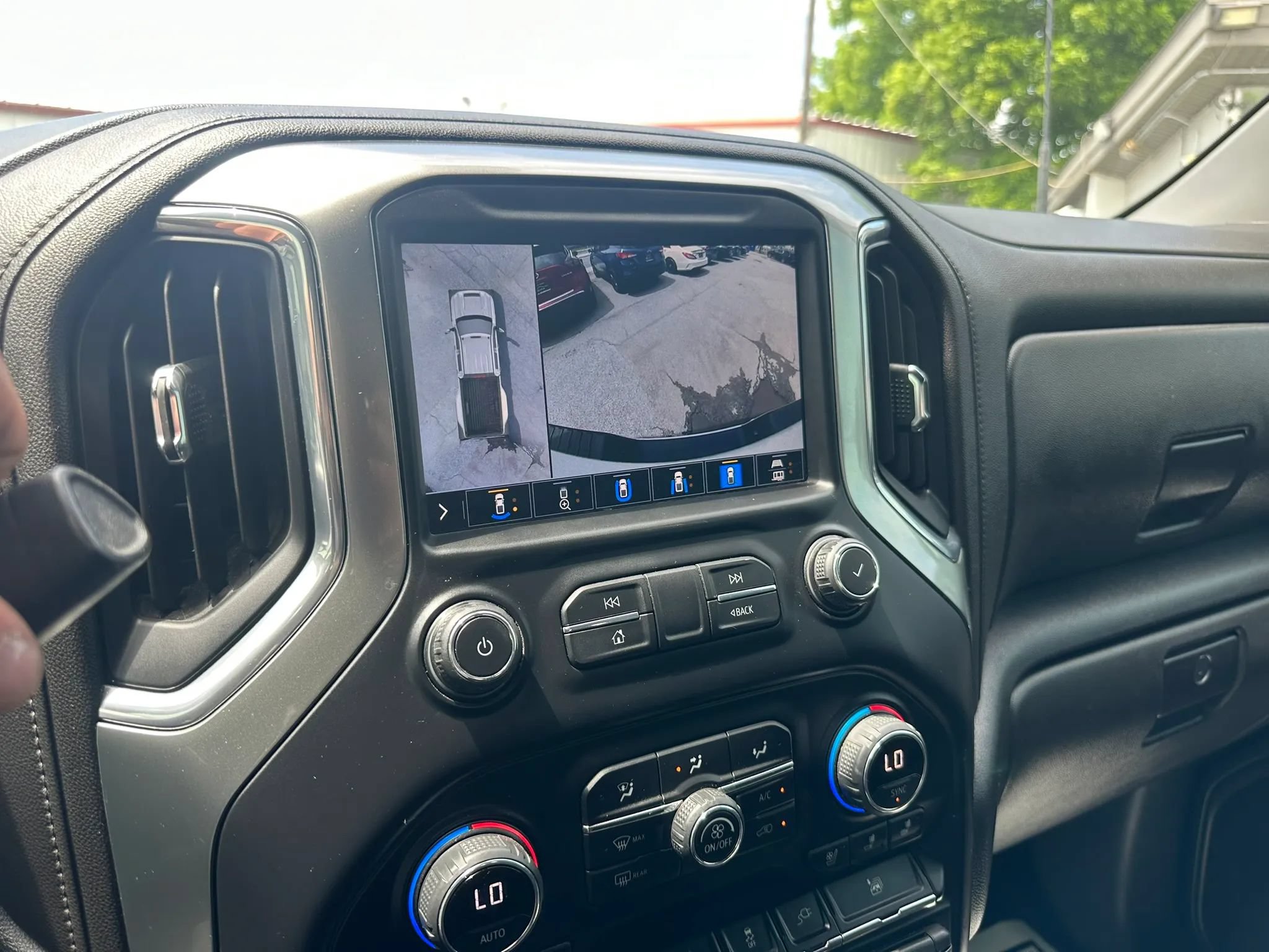 Used 2020 Chevrolet Silverado 3500 LTZ w/ LTZ Texas Edition AWD/4WD image 10