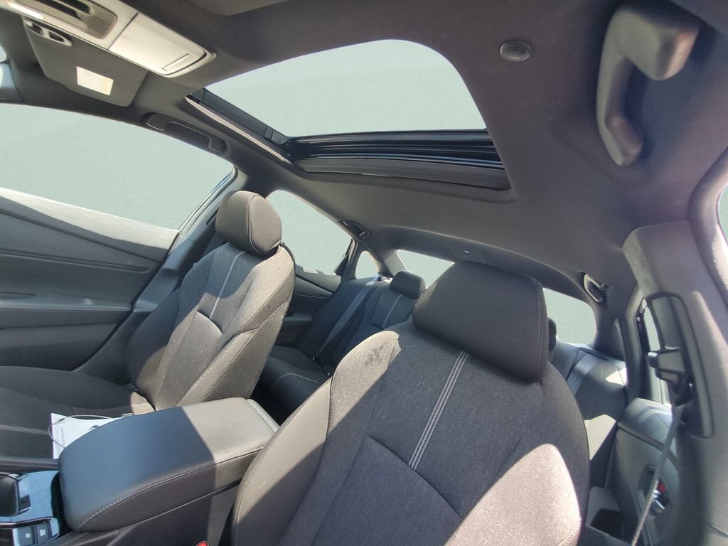Used 2025 Honda Accord Sport image 17