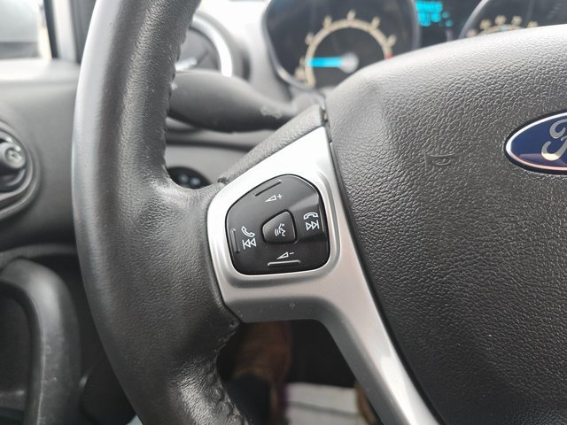 Used 2014 Ford Fiesta SE w/ Equipment Group 201A image 18