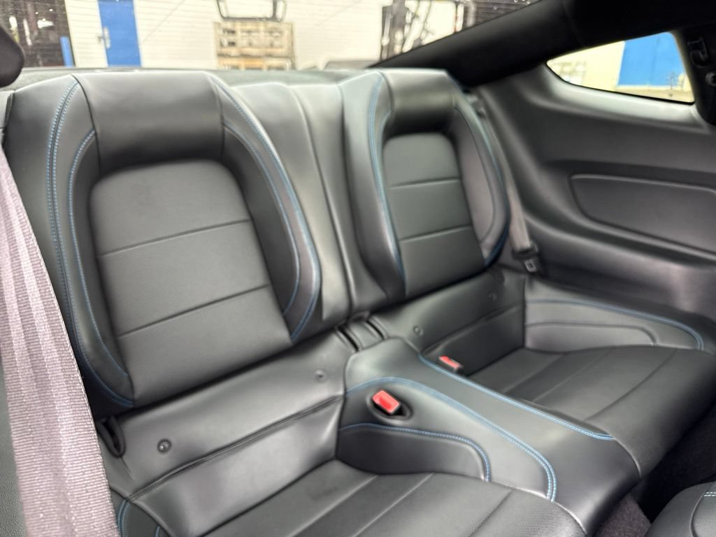 Used 2019 Ford Mustang GT Premium w/ Equipment Group 401A RWD image 31