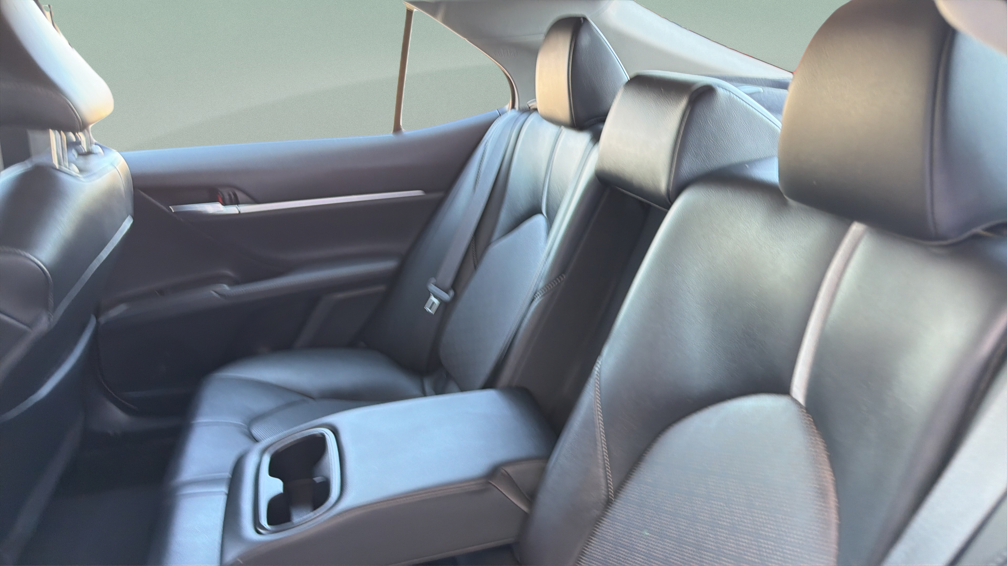 Used 2023 Toyota Camry XSE FWD image 25