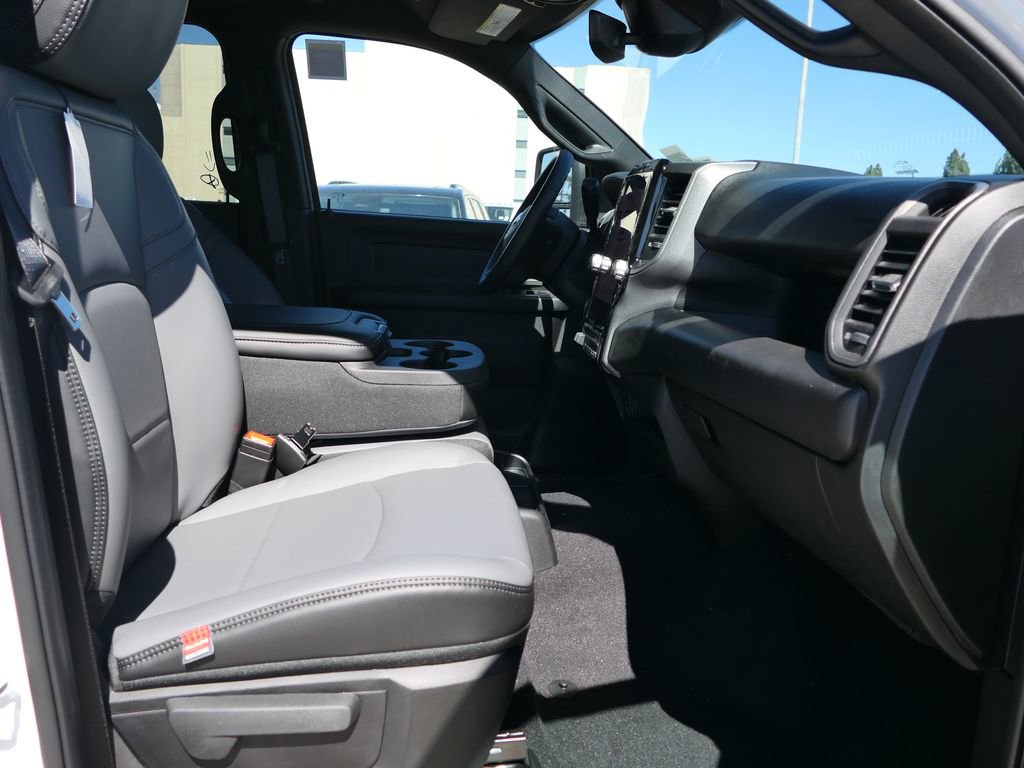 New 2026 RAM 3500 Tradesman AWD/4WD image 23