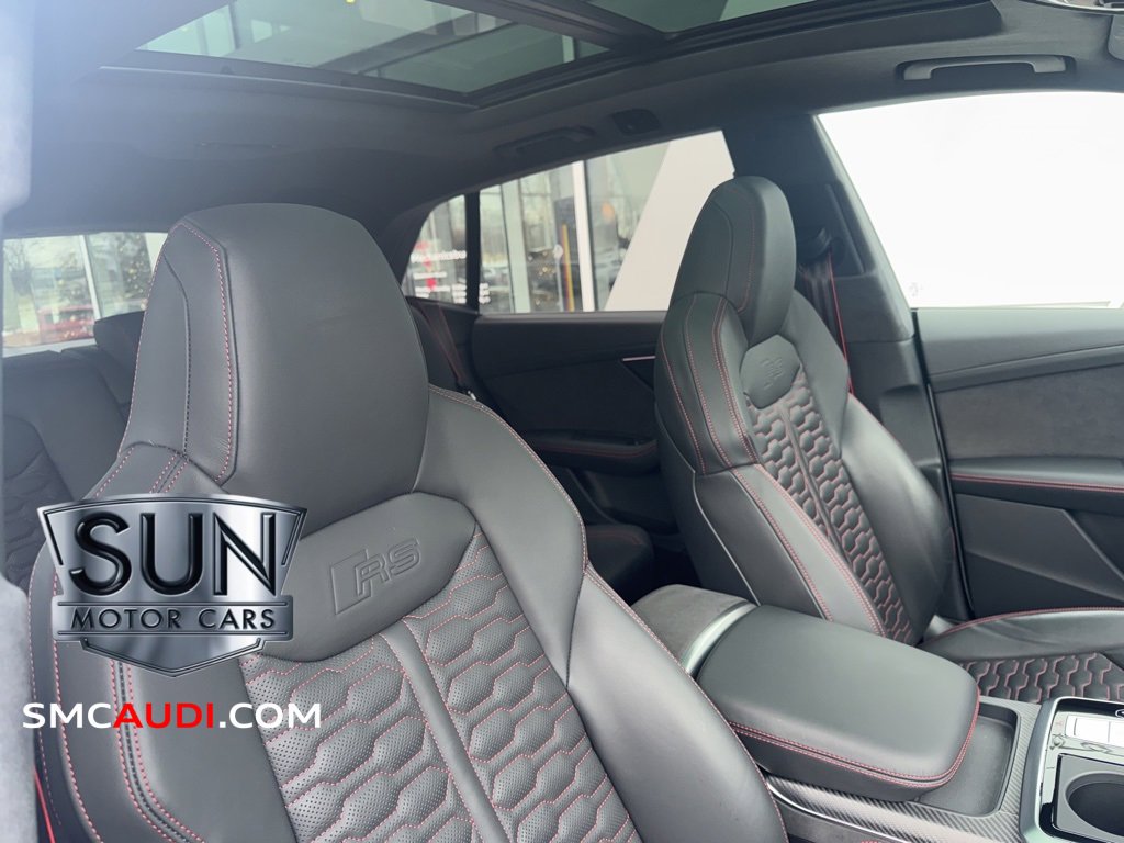 Certified 2024 Audi RS Q8 w/ Black Optic Package image 18
