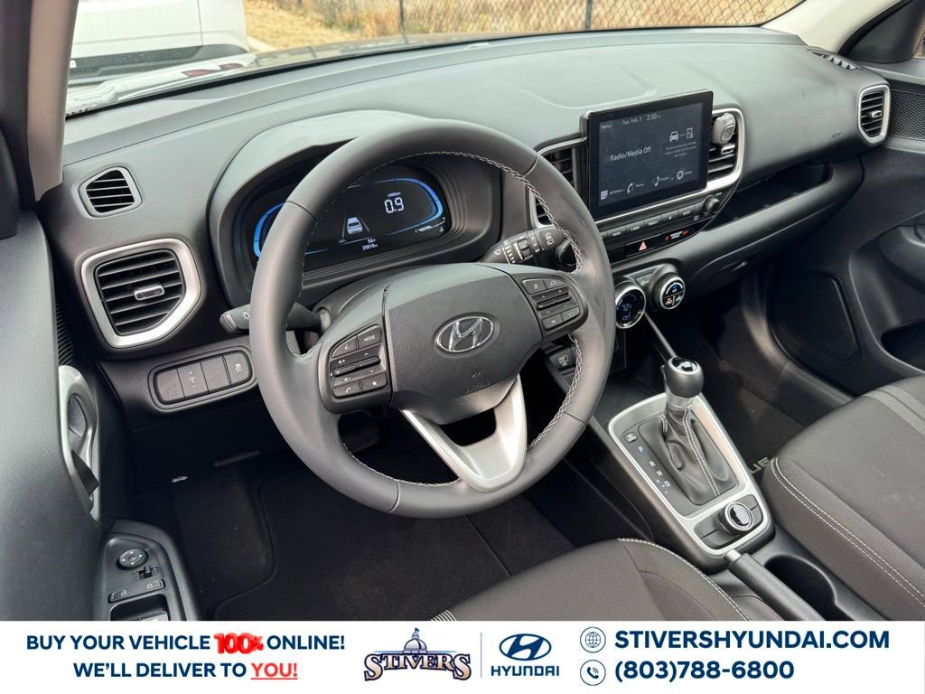 Certified 2024 Hyundai Venue SEL image 19