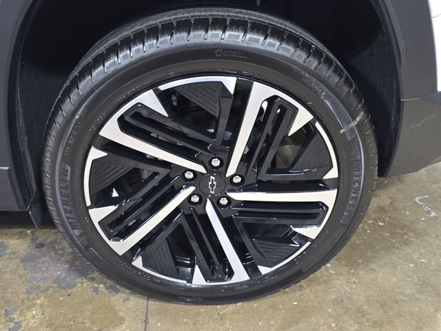 New 2026 Chevrolet Equinox RS w/ Convenience Package III FWD image 36