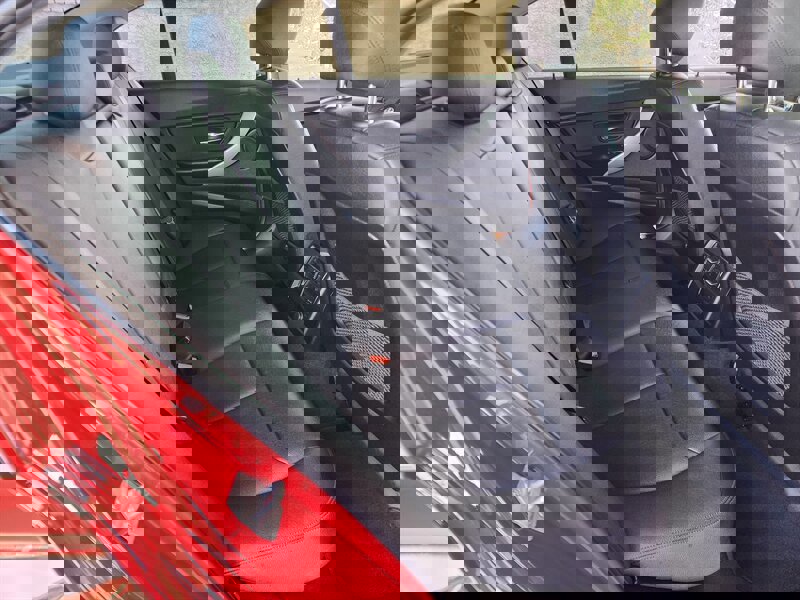 Used 2018 BMW 320i Sedan w/ Convenience Package image 64