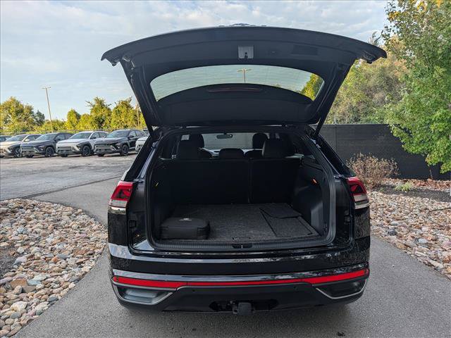 Used 2023 Volkswagen Atlas Cross Sport SE AWD/4WD image 20