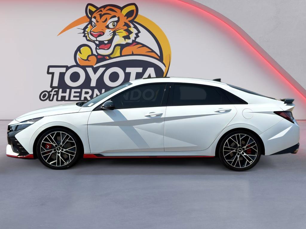 Used 2023 Hyundai Elantra N w/ Preferred Accessory Package FWD image 8