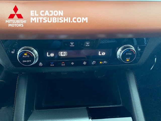 Used 2024 Mitsubishi Outlander SEL image 19