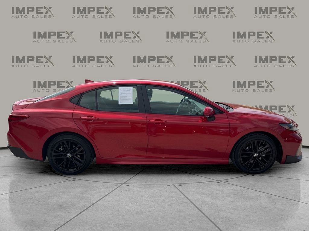 Used 2025 Toyota Camry SE FWD image 6