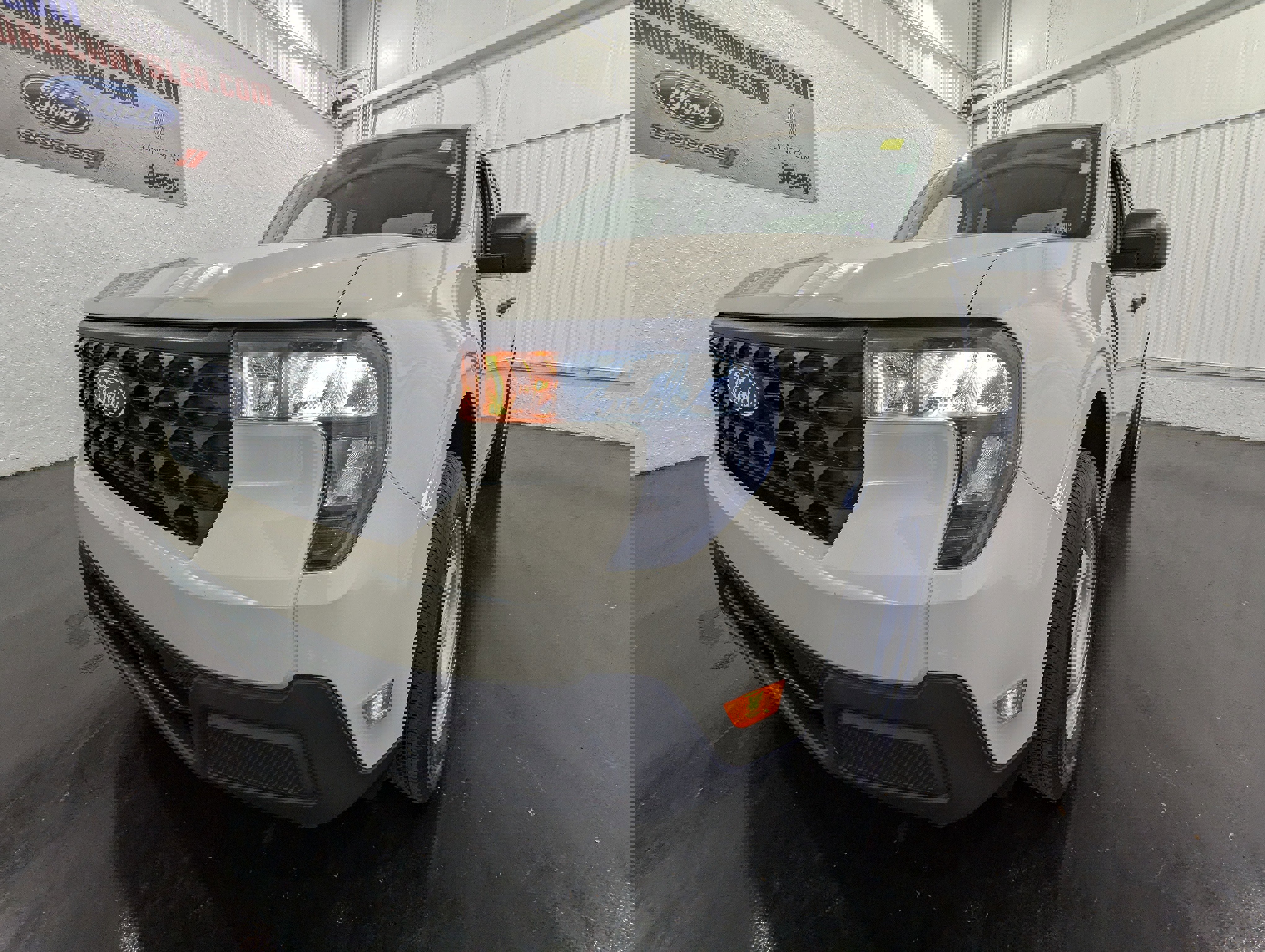 Used 2025 Ford Maverick XL image 3