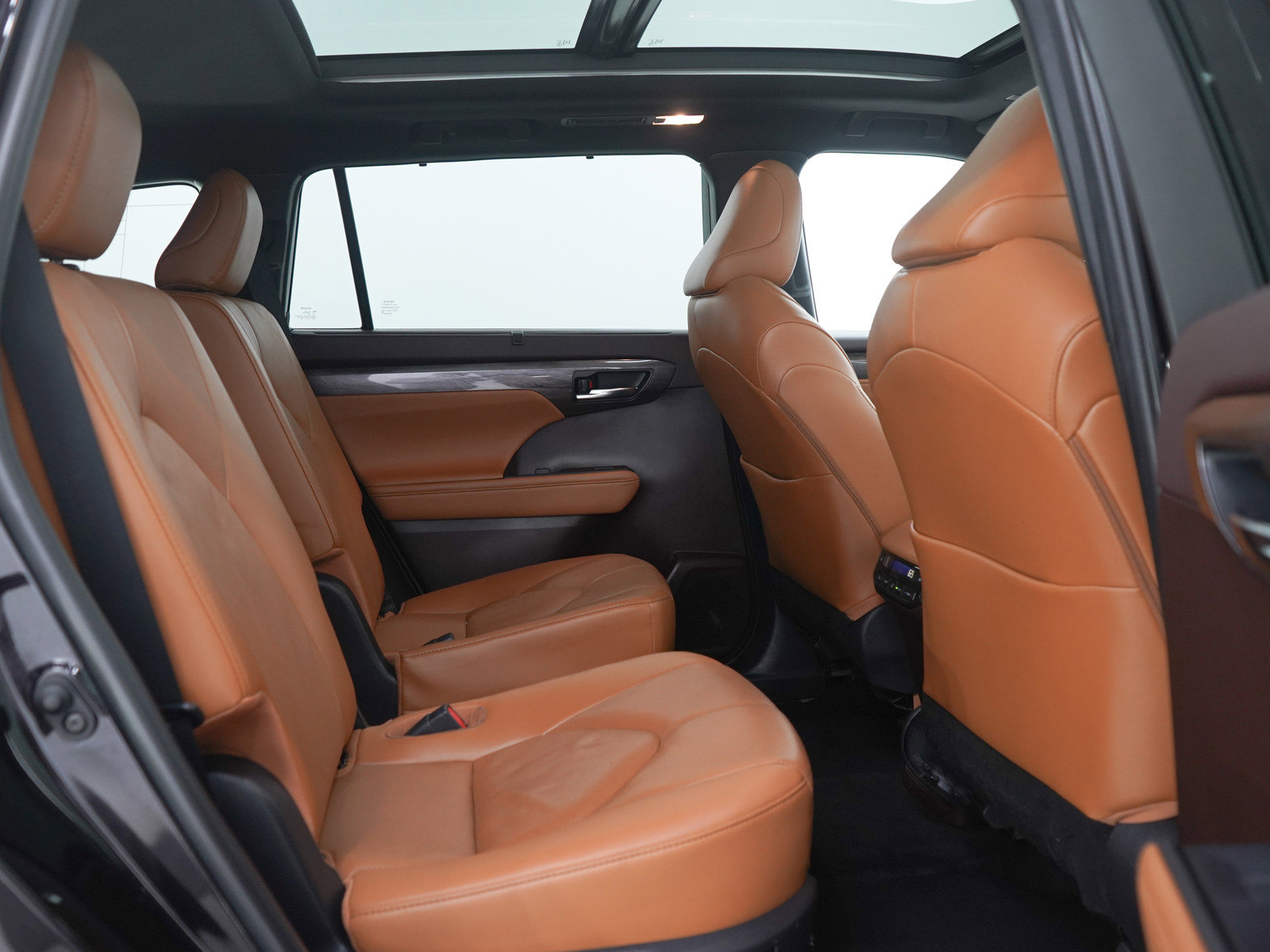 Used 2022 Toyota Highlander Platinum image 13