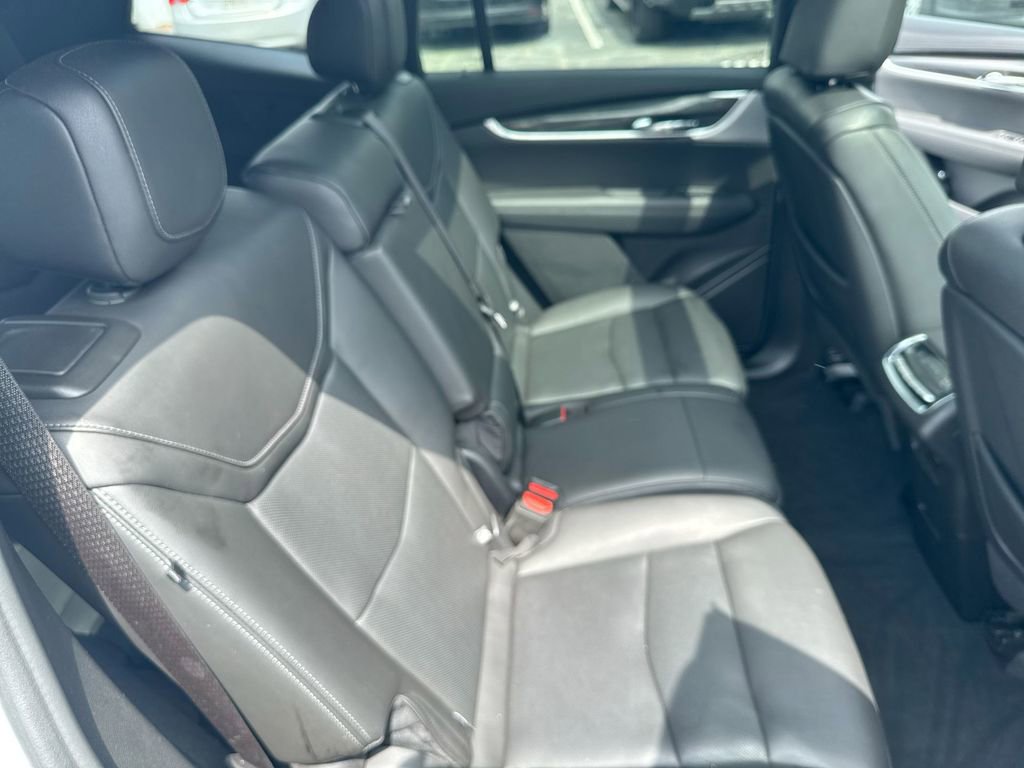 Used 2023 Cadillac XT6 Sport w/ Technology Package image 29