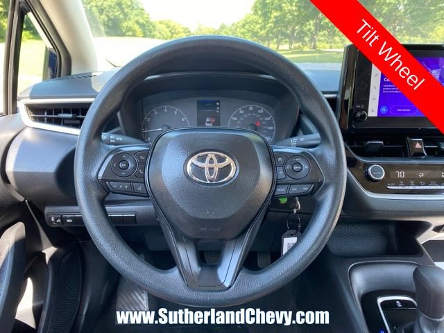Used 2025 Toyota Corolla LE FWD image 16