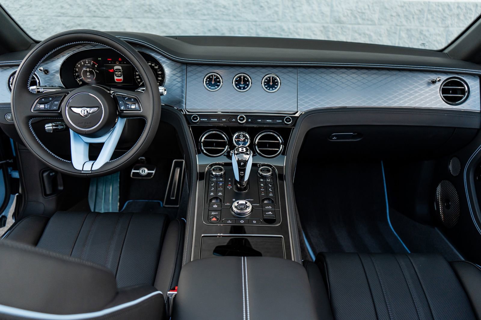 New 2026 Bentley Continental GTC AWD/4WD image 4