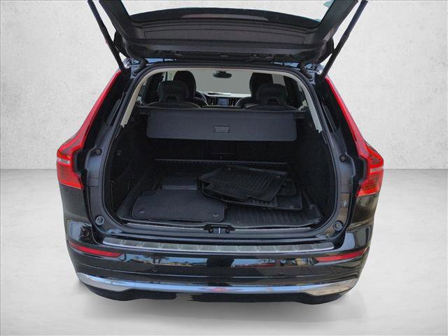 Used 2023 Volvo XC60 B6 Ultimate w/ Protection Package Premier AWD/4WD image 6