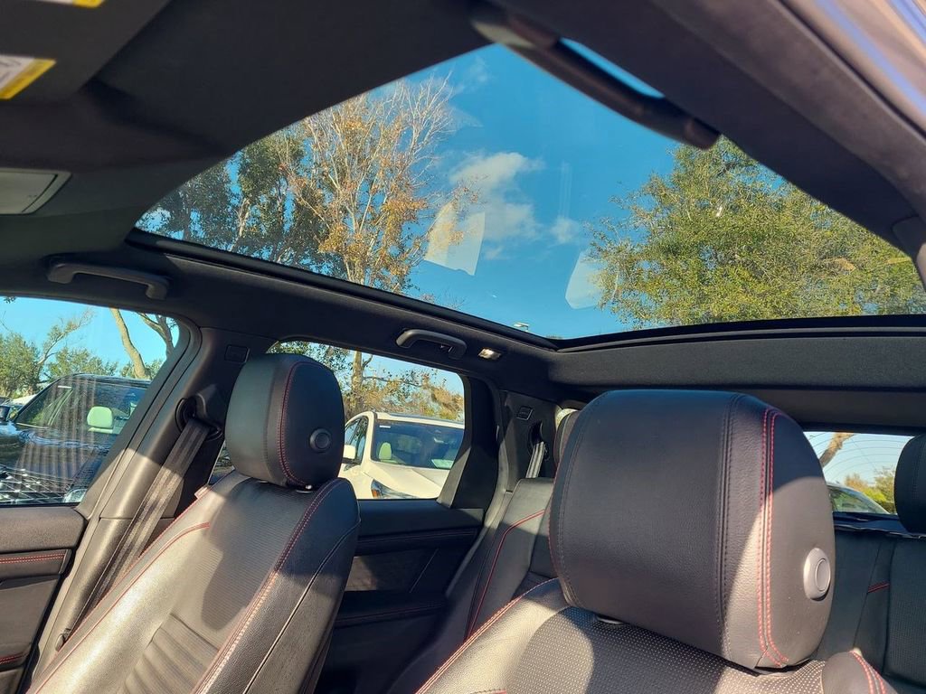 Used 2020 Land Rover Discovery Sport SE R-Dynamic image 27