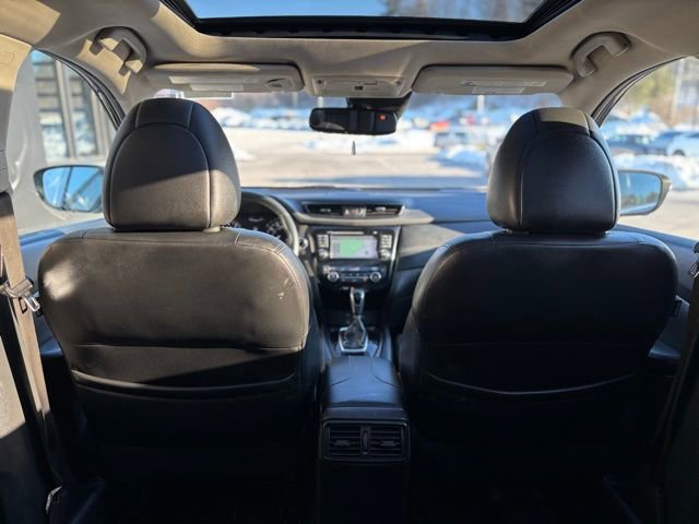 Used 2017 Nissan Rogue SL w/ SL Premium Package AWD/4WD image 57