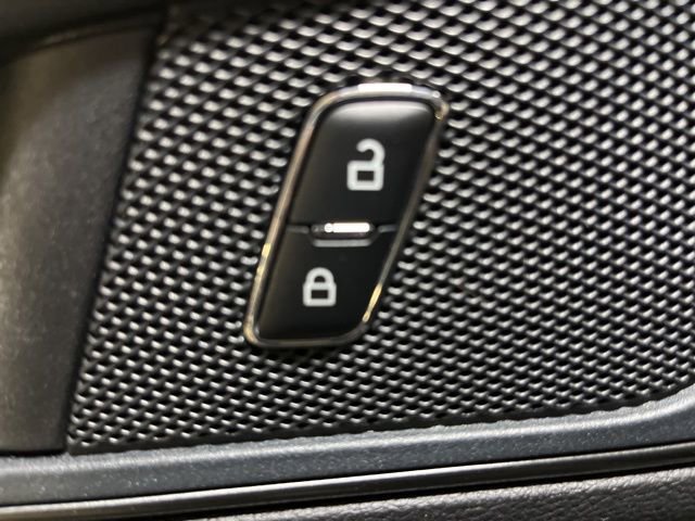 Used 2024 Ford Edge SE AWD/4WD image 12