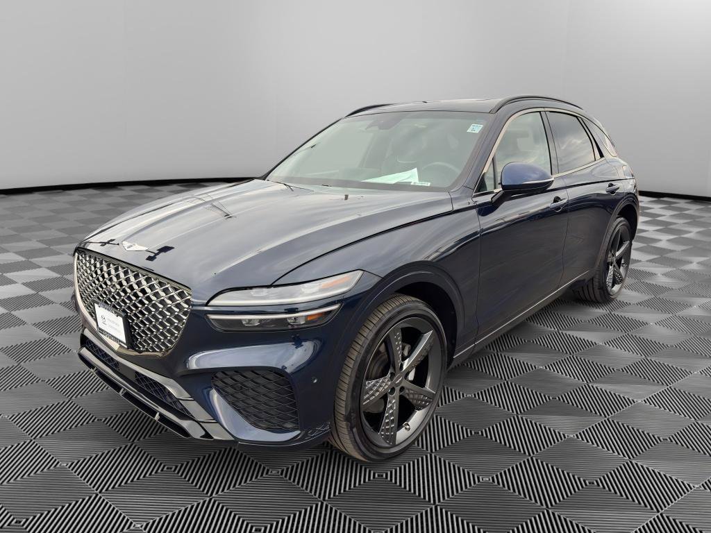 Used 2022 Genesis GV70 2.5T w/ Sport Prestige Package image 3