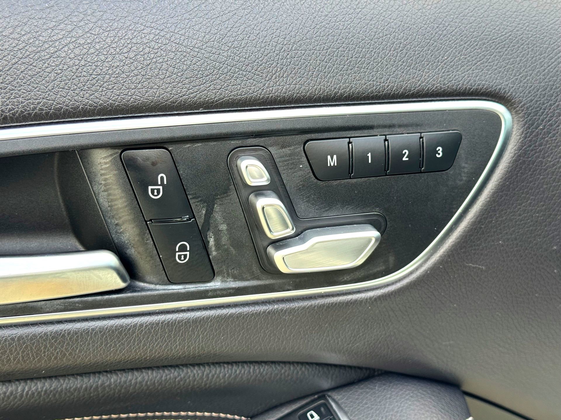 Used 2019 Mercedes-Benz GLA 250 4MATIC image 15