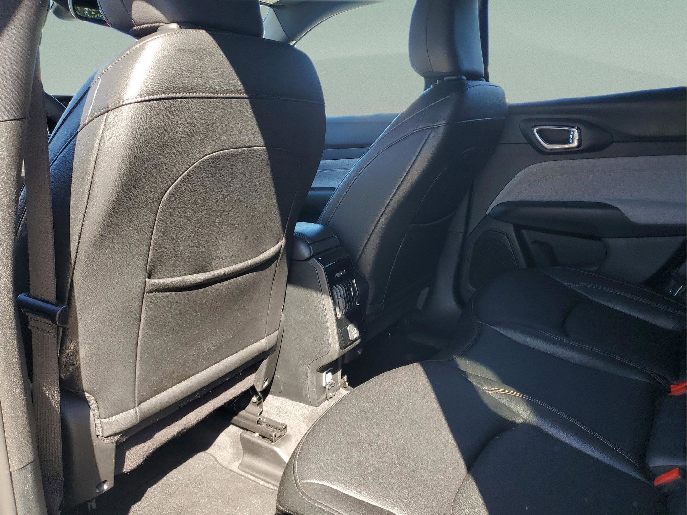 Certified 2024 Jeep Compass Latitude image 11