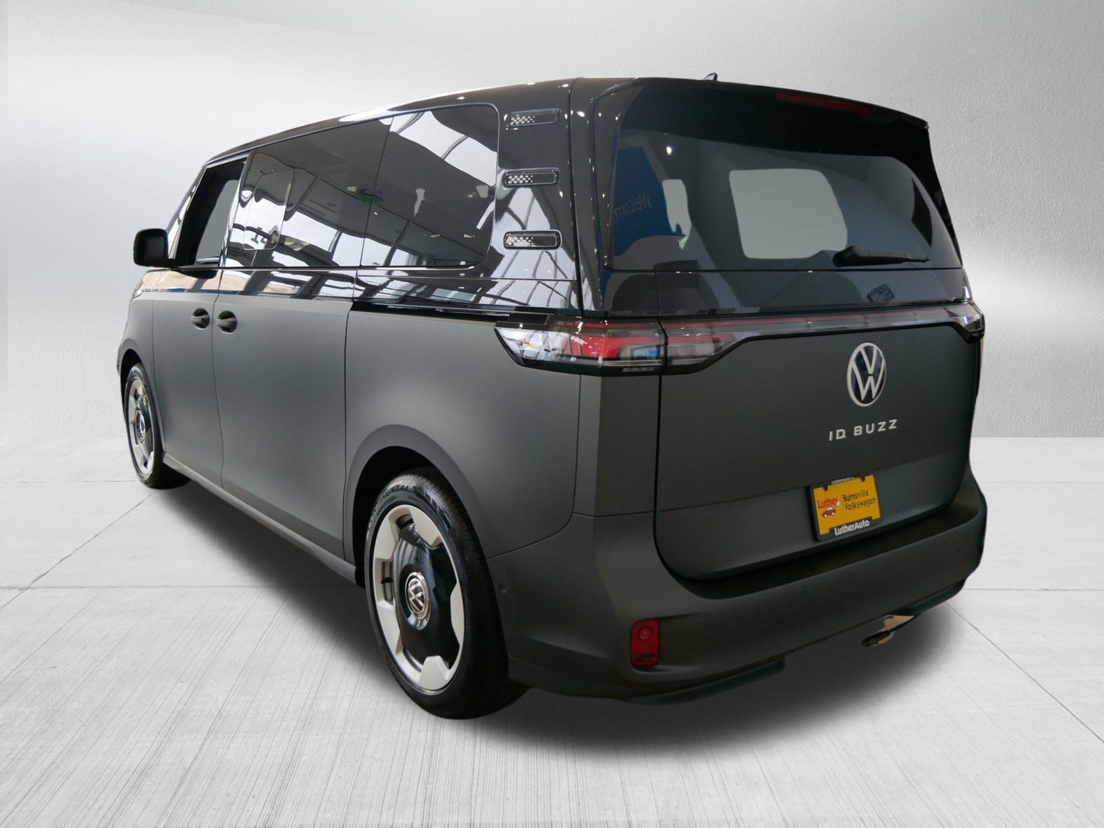 New 2025 Volkswagen ID. Buzz Pro S image 3