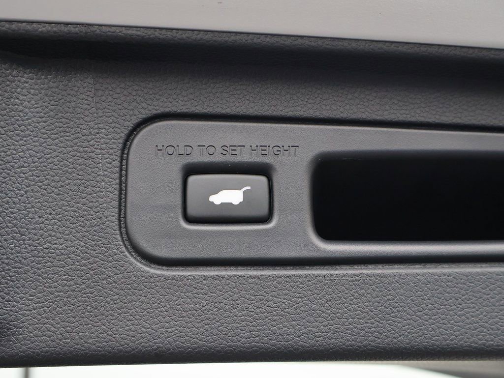 Certified 2025 Honda Pilot Elite image 17